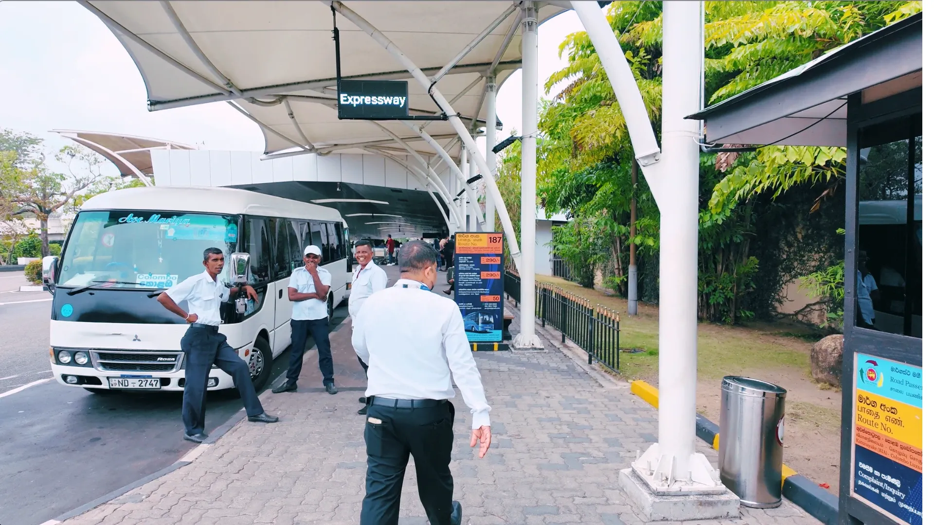 Điểm lên xe bus 187 (có máy lạnh)